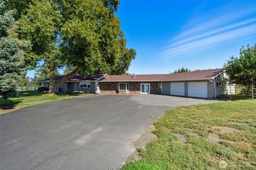 85327 Highway 339, Milton-Freewater, OR, 97862-7384 | Card Image