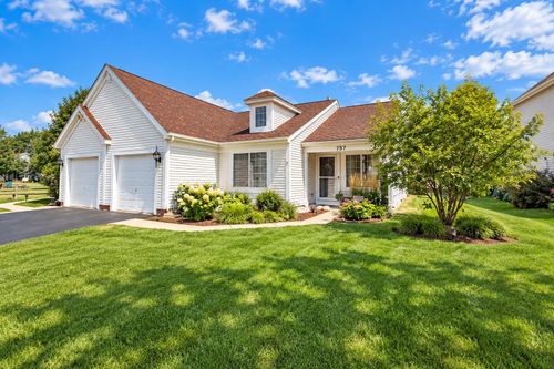757 S Aldridge Ln, Round Lake, IL, 60073-4244 | Card Image
