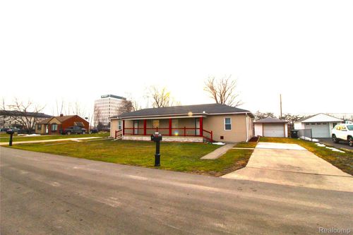 14622 Huron St, Taylor, MI, 48180-4747 | Card Image