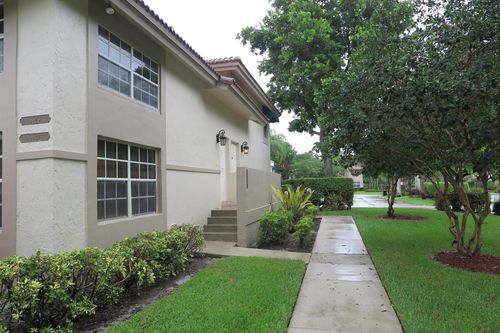 6631 Via Regina, Boca Raton, FL, 33433-3917 | Card Image