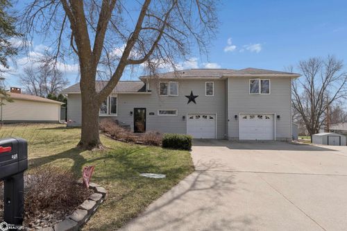 201 Fairway Dr, Clear Lake, IA, 50428-1036 | Card Image