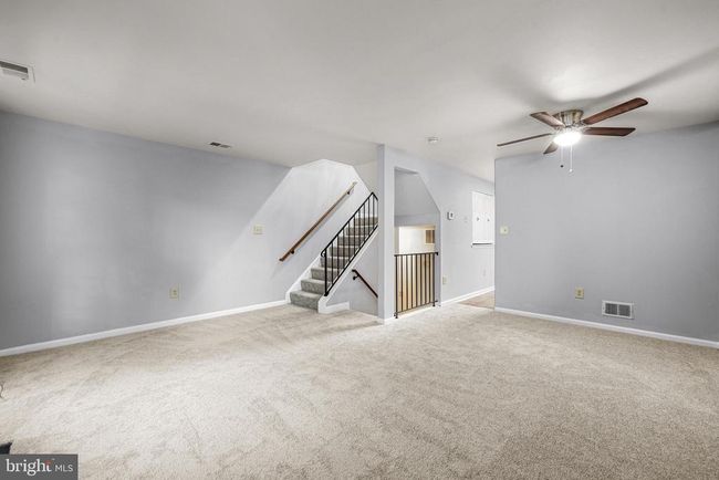 7923 Brighton Way, Townhouse with 3 bedrooms, 2 bathrooms and null parking in MANASSAS VA | Image 4