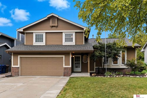 10014 S 14th St, Bellevue, NE, 68123-2460 | Card Image