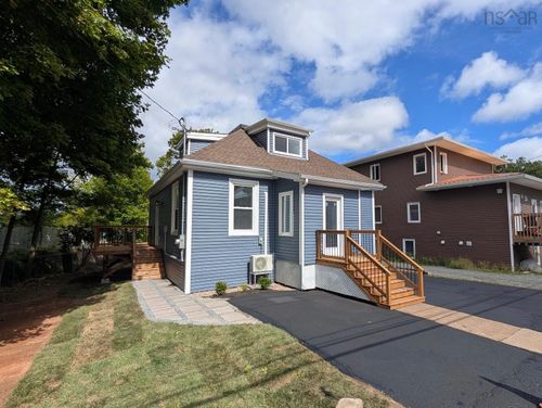 131 Brunswick St, Truro, NS, B2N2H5 | Card Image