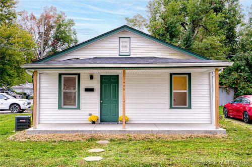 1440 Lindsey St, Charlestown, IN, 47111-1519 | Card Image