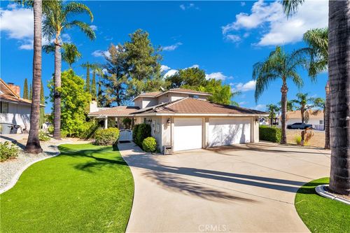 22730 Canyon Lake Dr S, Canyon Lake, CA, 92587-7562 | Card Image