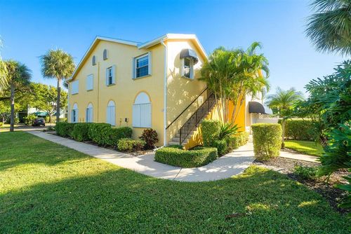 119 Waterside Dr, Hypoluxo, FL, 33462-6159 | Card Image