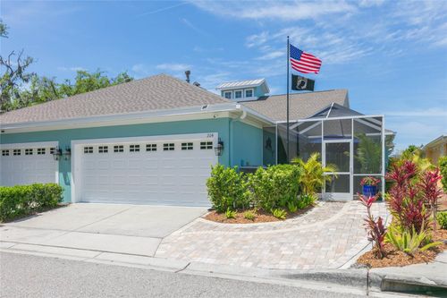 204 Latitude Pl, APOLLO BEACH, FL, 33572-3392 | Card Image