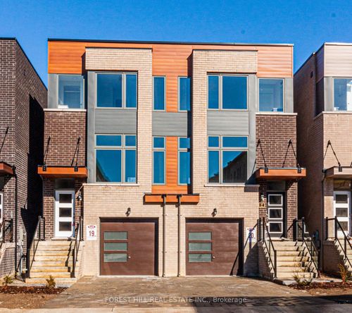 2-37 Wild Rose Gdns, North York, ON, M6L0A5 | Card Image