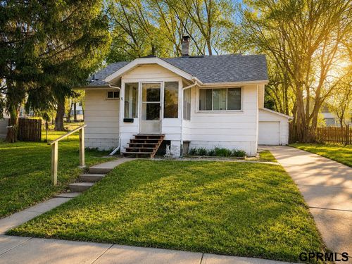 3920 N 70 Circle, Omaha, NE, 68104 | Card Image