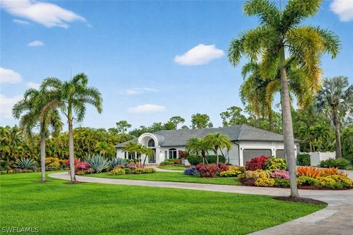 6461 Livingston Woods Ln, NAPLES, FL, 34109-3827 | Card Image