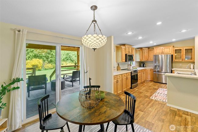 9380 Ne Wardwell Rd, House other with 3 bedrooms, 2 bathrooms and 2 parking in Bainbridge Island WA | Image 10