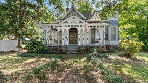 701 1st St, Greensboro, AL, 36744-1729 | Card Image