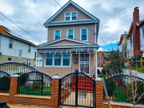 217-24 100th Ave, Queens Village, NY, 11429-1207 | Card Image