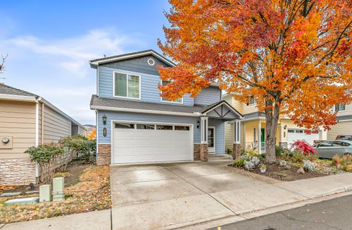 291 Meadow Dr, Ashland, OR, 97520-3764 | Card Image