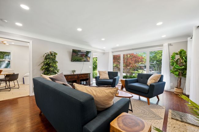 956 Northlawn Blvd, House other with 3 bedrooms, 3 bathrooms and null parking in Birmingham MI | Image 6