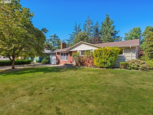 2549 Se 190th Ave, Gresham, OR, 97030-5115 | Card Image