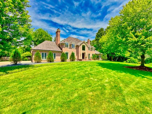 560 Jacqulyn Ln, Lake Forest, IL, 60045-2780 | Card Image