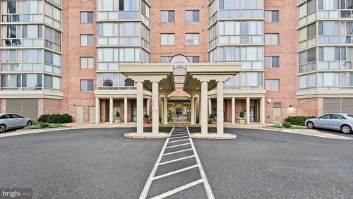 904-3200 N Leisure World Blvd, SILVER SPRING, MD, 20906-7621 | Card Image