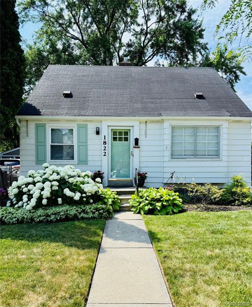 1822 Haynes St, Birmingham, MI, 48009-6821 | Card Image