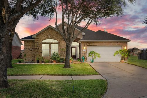 2202 Winchester Lk, Rosenberg, TX, 77471-4687 | Card Image