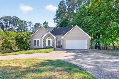 4823 Stephens Rd, Gainesville, GA, 30504-8252 | Card Image