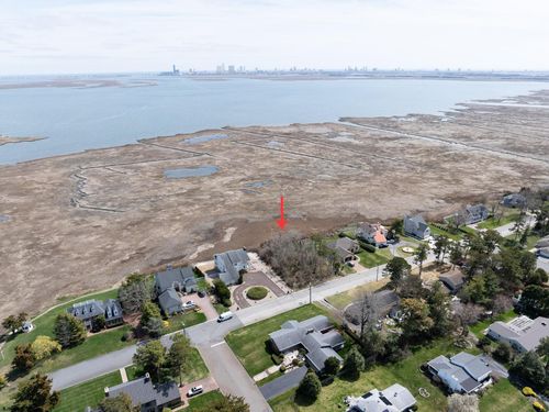 406 Burning Tree Blvd, Absecon, NJ, 08201-2213 | Card Image