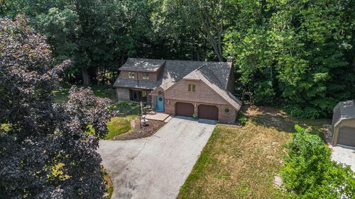 4300 Landings Ln, Saint Joseph, MI, 49085-9688 | Card Image