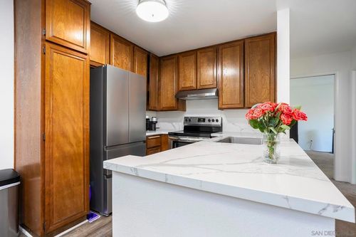 111-4651 Pico St, San Diego, CA, 92109-3847 | Card Image