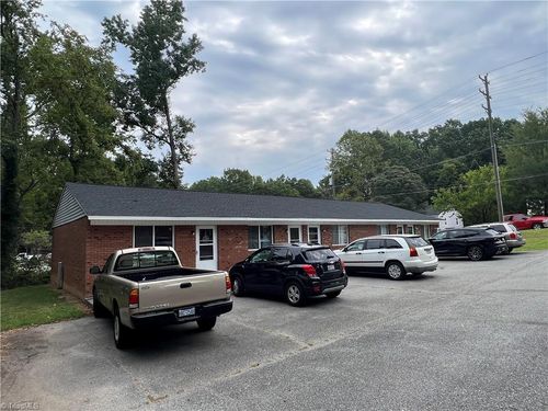 apt-f-201 Woodnell St, Greensboro, NC, 27405-7646 | Card Image