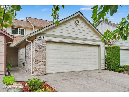418 Walnut Way, Silverton, OR, 97381-2447 | Card Image