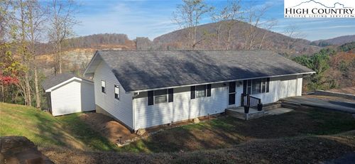 516 White Laurel Ln, Boone, NC, 28607-9309 | Card Image