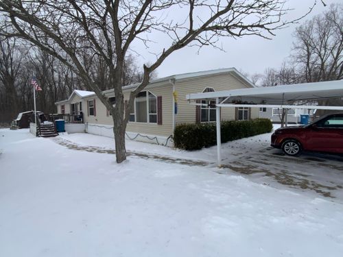 3992 Shoreham St, Jackson, MI, 49201-9041 | Card Image