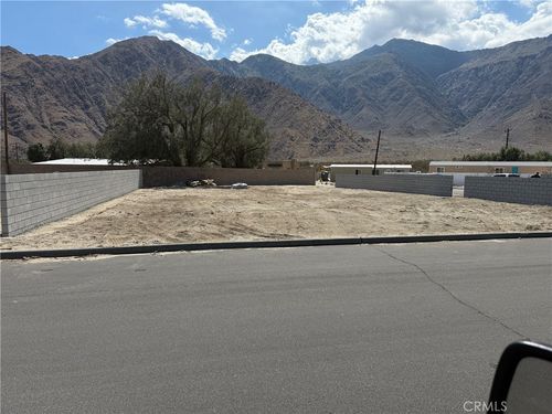 60071 Palm Oasis Ave, Palm Springs, CA, 92262-1042 | Card Image