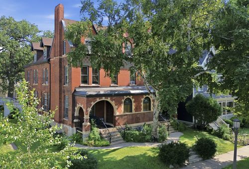 399 Ashland Avenue, Saint Paul, MN, 55102 | Card Image