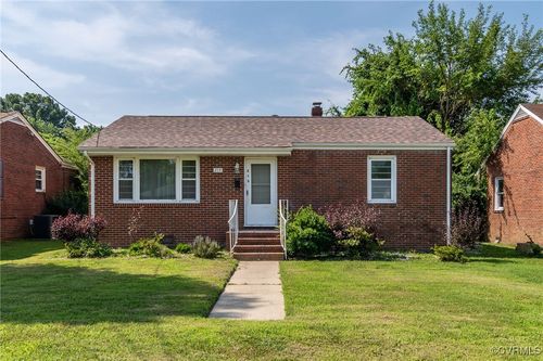 213 Moore Ave, Colonial Heights, VA, 23834-1313 | Card Image