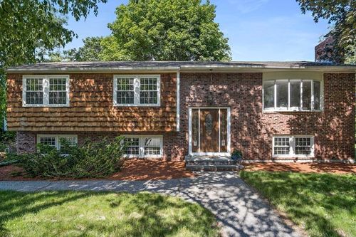 6 Morningside Cir, Woburn, MA, 01801-5453 | Card Image