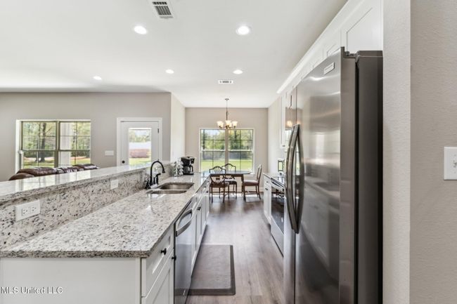 Kitchen | Image 5