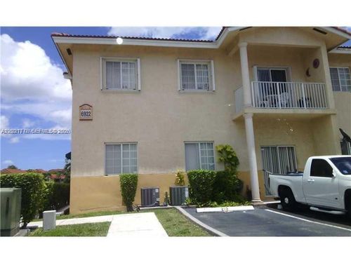 106-5-6922 Nw 179th St, HIALEAH, FL, 33015-5650 | Card Image