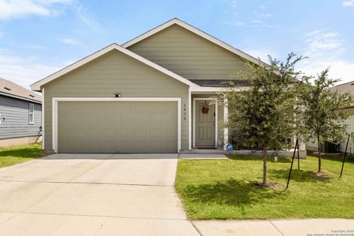 6830 Wolf Vly, San Antonio, TX, 78242-4406 | Card Image