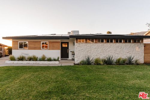 10879 Hillhaven Avenue, Tujunga, CA, 91042 | Card Image