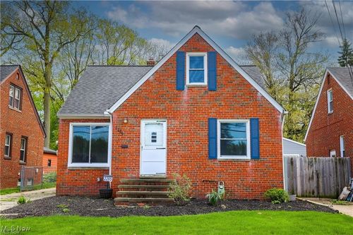 2205 Keystone Rd, Parma, OH, 44134-3020 | Card Image