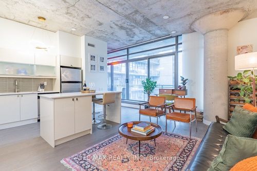 402-10 Morrison St, Toronto, ON, M5V2T8 | Card Image