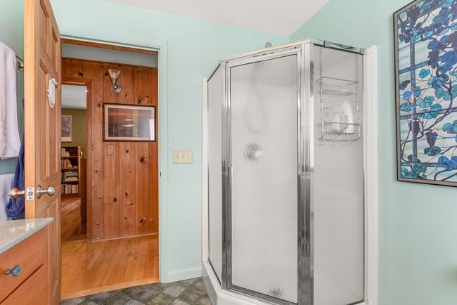 68 Ledge Rd, House other with 2 bedrooms, 2 bathrooms and null parking in Burlington VT | Image 36