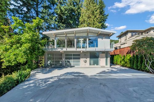 4138 Burkehill Rd, West Vancouver, BC, V7V3M4 | Card Image