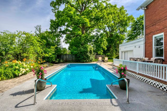 118 Main St S, House other with 5 bedrooms, 4 bathrooms and 10 parking in Brampton ON | Image 37