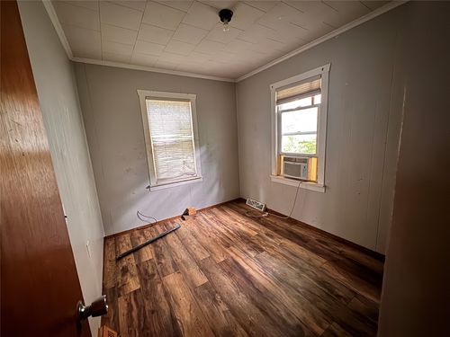 409 Poplar St, Spooner, WI, 54801-1129 | Card Image