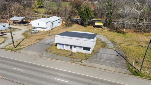 7824 Tullahoma Hwy, Estill Springs, TN, 37330-3739 | Card Image