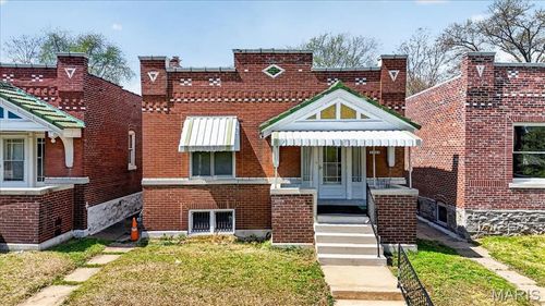 3647 S Compton Ave, Saint Louis, MO, 63118-3619 | Card Image
