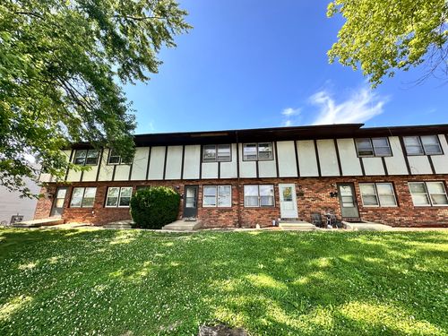 apt-3-706 Golfcrest Rd N, Normal, IL, 61761-6072 | Card Image